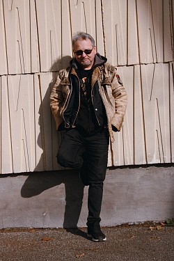Botos László   (basszusgitár) 🎸